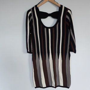 Knit dress, vertical stripe, low back